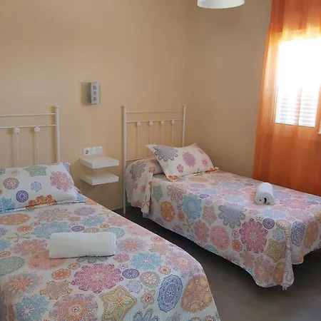 Casa Naranjos 3 Будинок відпочинку Кадіс